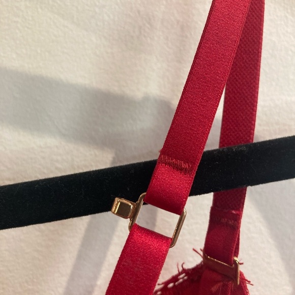 AERIE Sz 34C Padded Deep Plunge Adjustable Straps and Back J-Hook Lace Bra NEW - Picture 5 of 8